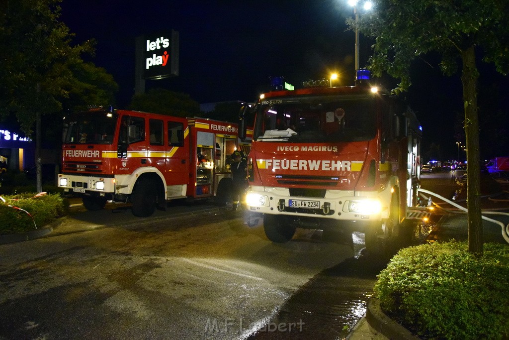 Grossbrand Halle Troisdorf Kriegsdorf Junkersring P560.JPG - Miklos Laubert